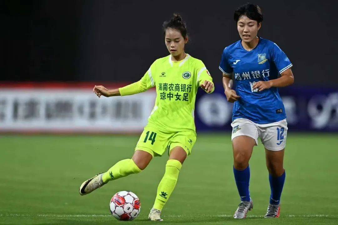 群女孩决定去“追风”m6米乐成为大人前一(图6)
